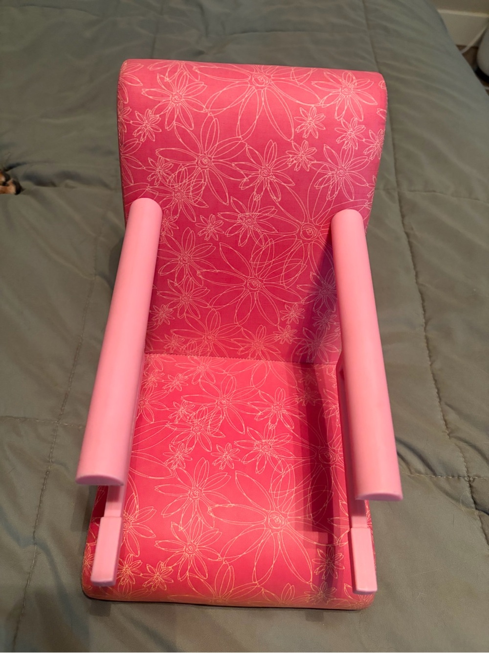 American Girl Boutique Chair
